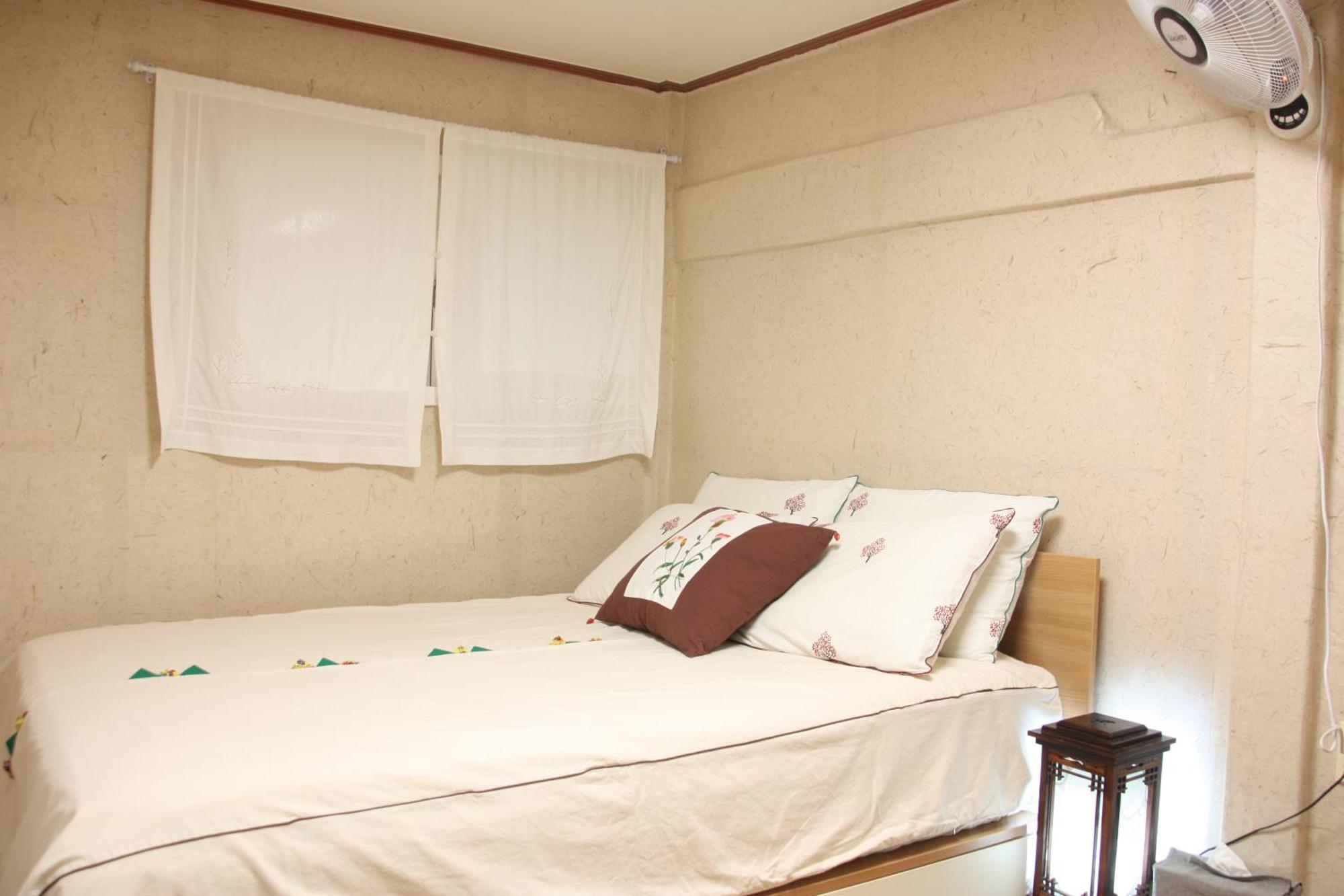 Lydia Craft Guesthouse โซล ภายนอก รูปภาพ